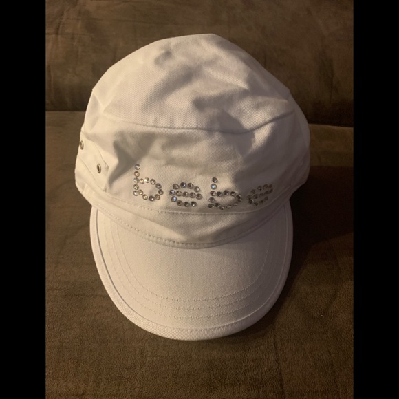 bebe Accessories - Bebe hat in great condition bebe Accessories - Bebe hat in great condition